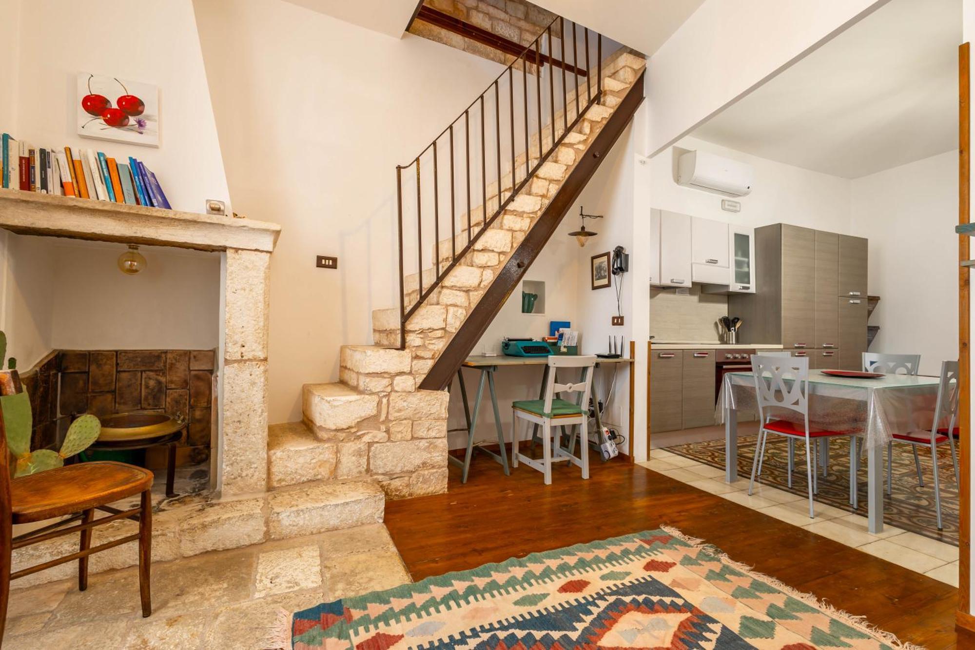 Antiche Mura Apartments "Nel Cuore Della Puglia"Bivani, Cucina, Terrazzo Тури Экстерьер фото