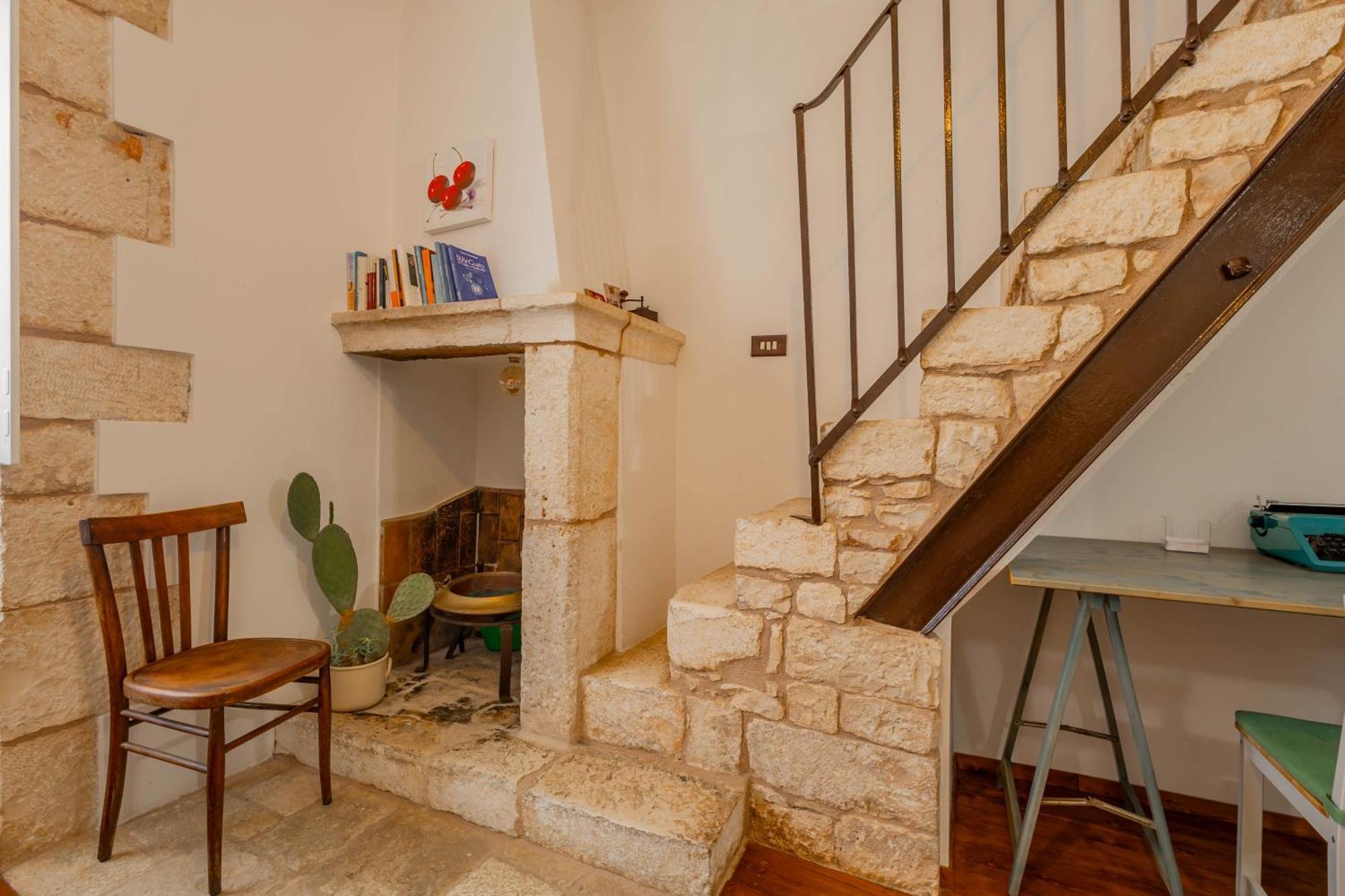 Antiche Mura Apartments "Nel Cuore Della Puglia"Bivani, Cucina, Terrazzo Тури Экстерьер фото